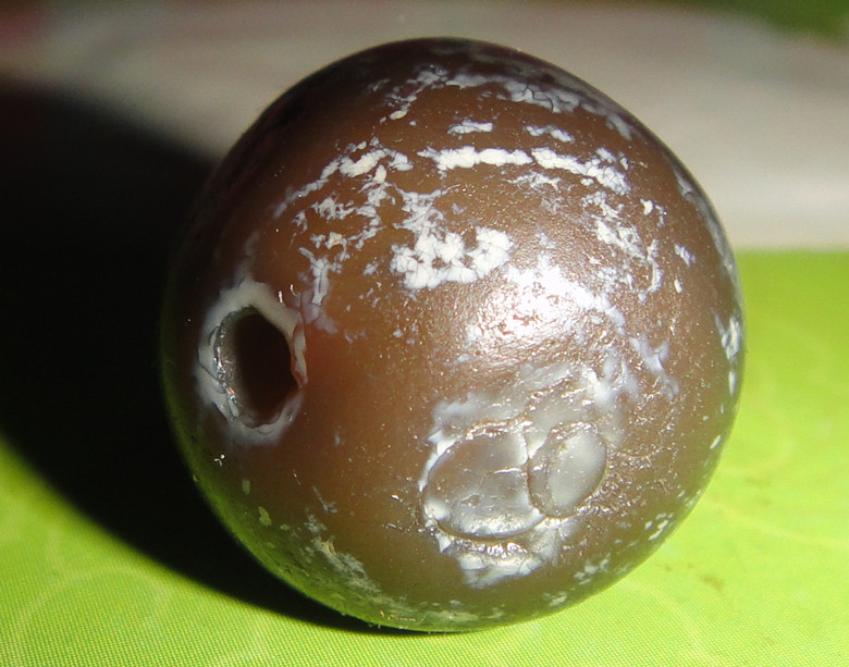 辽金玛瑙珠子