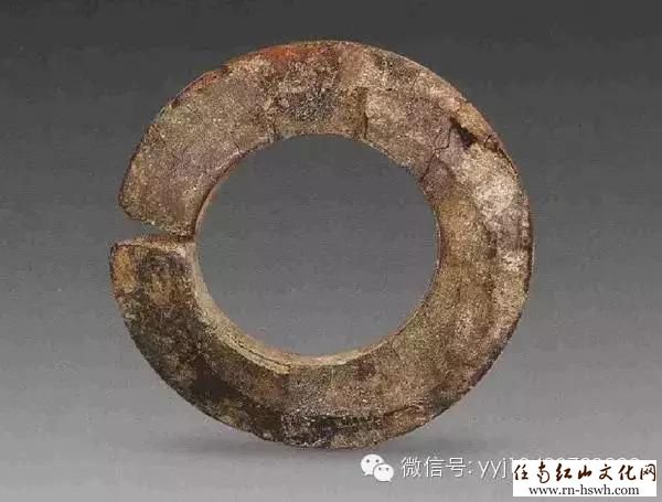 宝鸡市茹家庄弓鱼国家具出土西周明珠-中华古都市墓地玉器图片