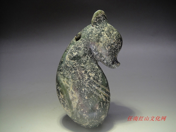 红山文化玉器         任南珍藏